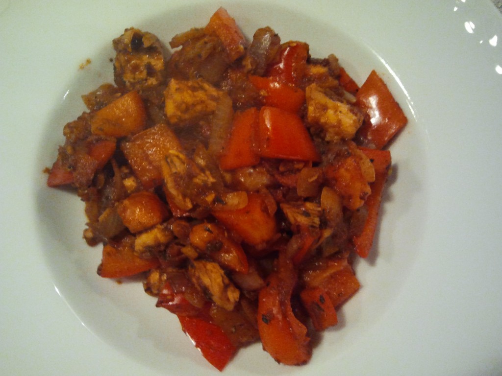 Paprika-Tomaten-Pfanne mit Hühnchen 453