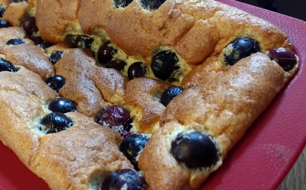 Proteinkuchen mit Blaubeeren