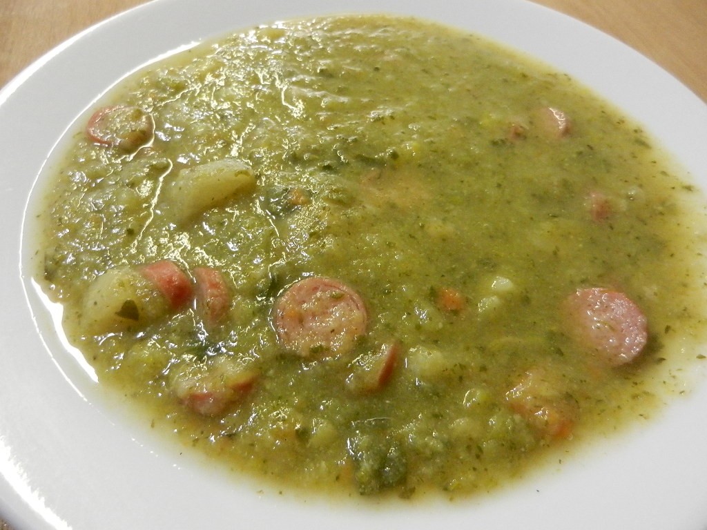 = Grüne Gemüsesuppe - 250 kcal = Grüne Gemüsesuppe - 250 kcal
